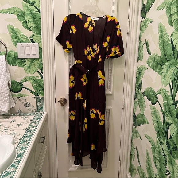A.L.C. Claire Floral Print Midi Wrap 100% Silk Dress Size 4 - Picture 6 of 11